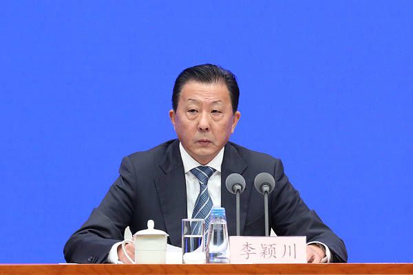 双方首发以及换人信息：尤文首发：1-什琴斯尼、 6-达尼洛、3-布雷默、12-阿莱士-桑德罗（27’4-加蒂）、27-安德烈亚-坎比亚索（68’22-蒂莫西-维阿）、16-麦肯尼、5-洛卡特利、25-拉比奥、11-科斯蒂奇（55’17-伊林）、14-米利克、15-凯南-伊尔迪兹（55’9-弗拉霍维奇）替补未出场：20-米雷蒂、23-平索利奥、24-鲁加尼、36-佩林、41-卡维利亚、43-克雷斯皮、47-博恩德弗罗西诺内首发： 80-图拉蒂、47-马特乌斯-卢斯瓦尔迪、6-罗马尼奥利、30-蒙泰里西、20-利罗拉（30’7-杰米-巴埃斯）（80’7-克韦尔纳泽）、4-布雷夏尼尼、14-格利、45-巴雷内切亚、16-加里塔诺（70’21-阿鲁伊）、18-马蒂亚斯-苏莱、9-凯奥-若热（70’70-谢迪拉）替补未出场：1-弗拉塔利、 8-卢利奇、10-朱塞佩-卡索、11-库尼、24-布拉比亚、26-比达维、31-米凯莱-切罗福利尼